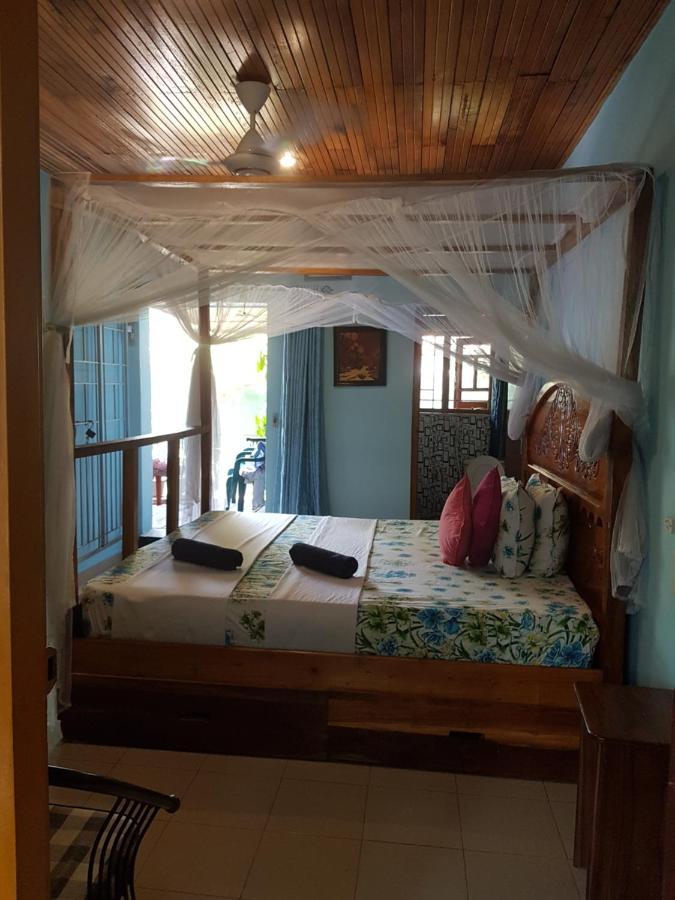 Appartement Familyhouse à Negombo Extérieur photo